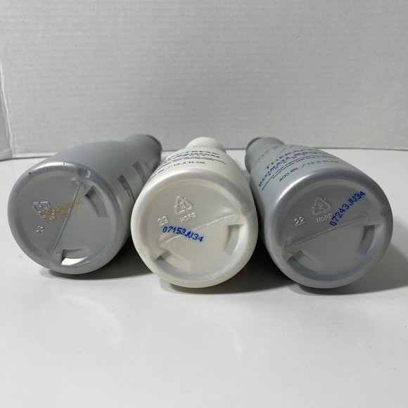 Nexxus Ultimate Moisture 2 Shampoo 1 Conditioner Original Formula - Picture 6 of 13